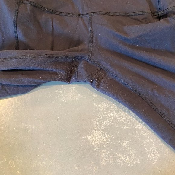 Lululemon Full on Luon 7/8 Legging Ultra High Rise with Braiding Detail Size 6 - Picture 5 of 6